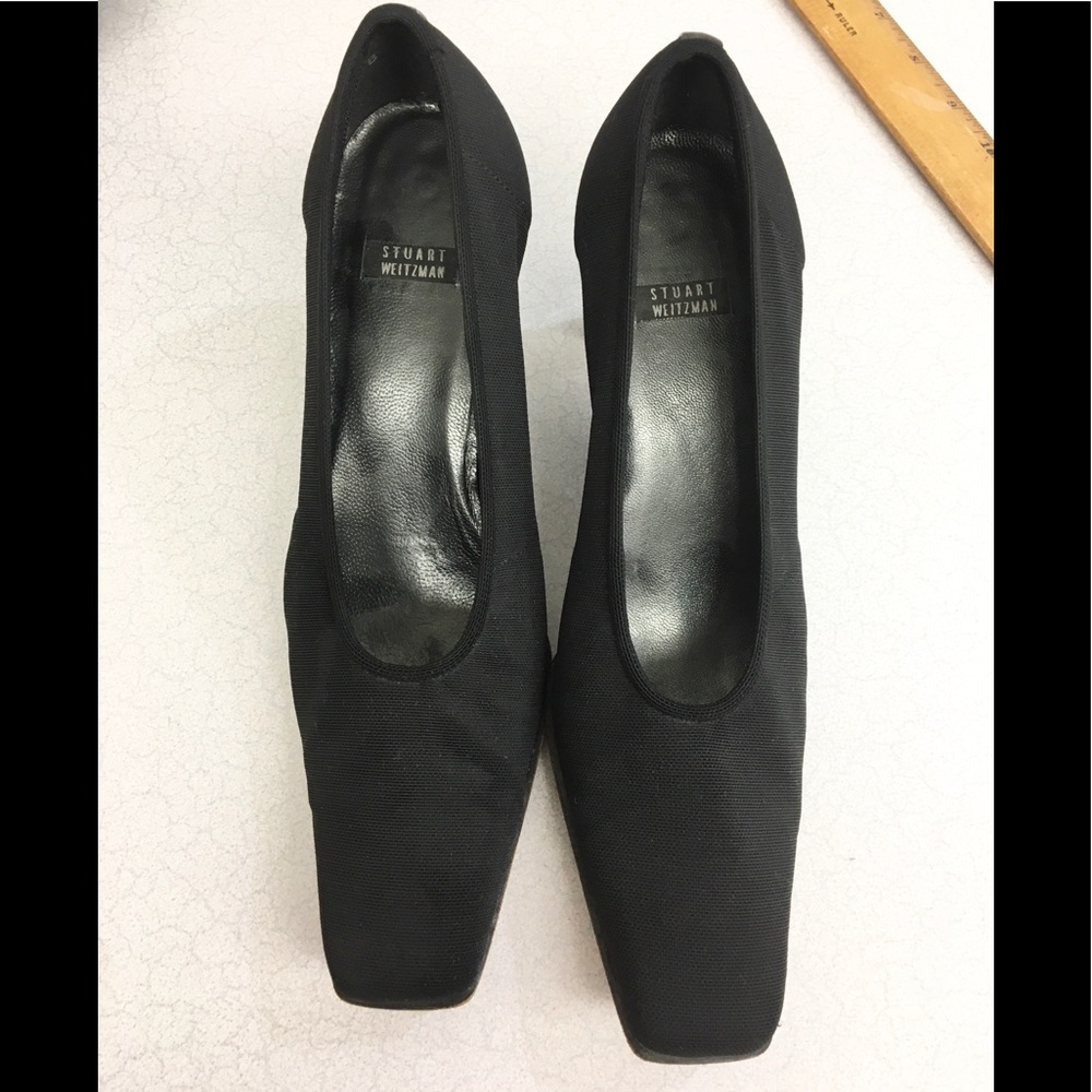 Elegant Stuart Weitzman Vintage Square Toe Heels - image 4